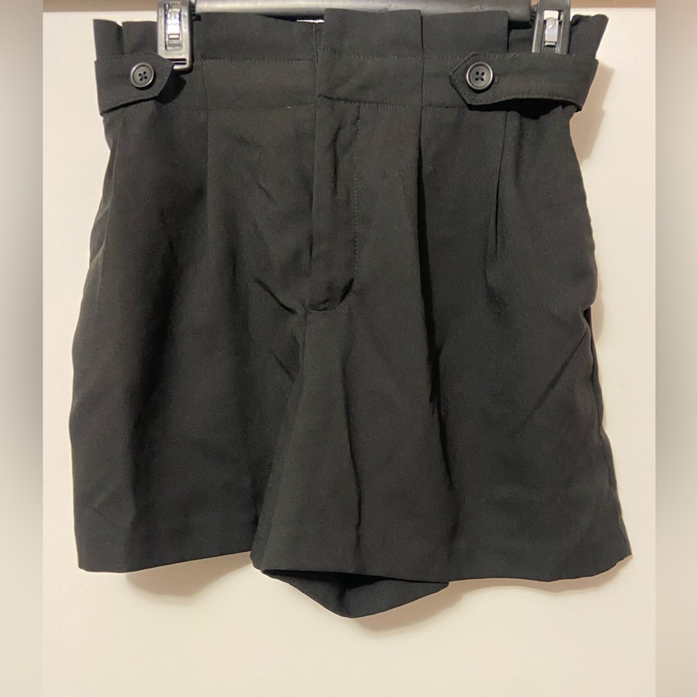 Black Banana Republic Pleated Shorts